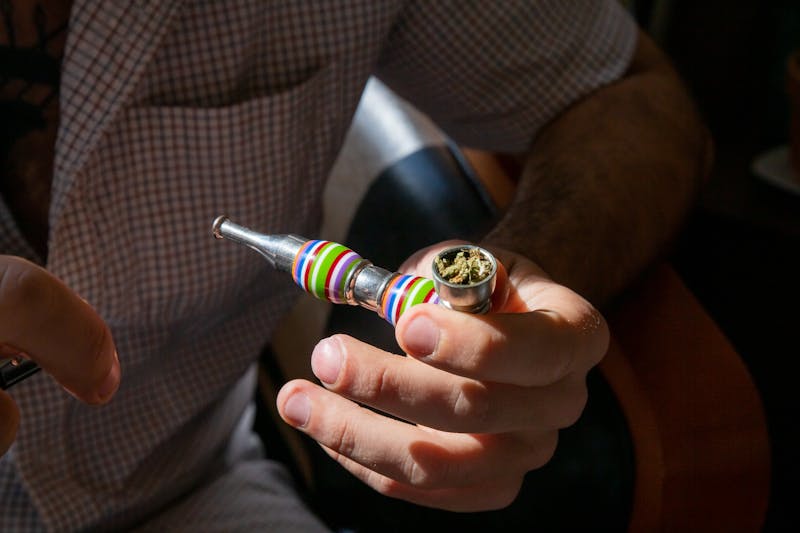 Glass pipes and water pipes near me in Orlando
